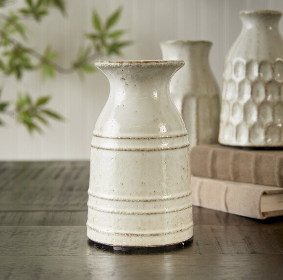 Jalena Vases, Style: Horizontal Stripe