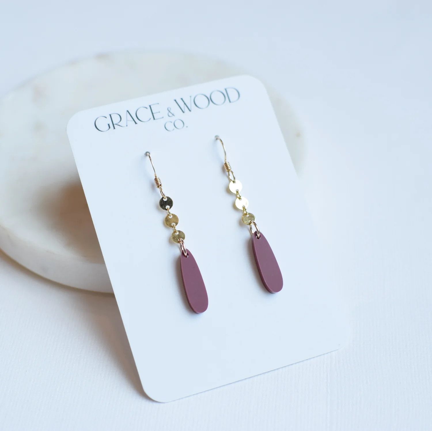 Maroon Elegant Chain Drop