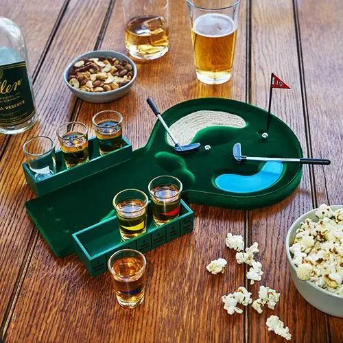 Putt &amp; Shot Mini Golf Drinking Game