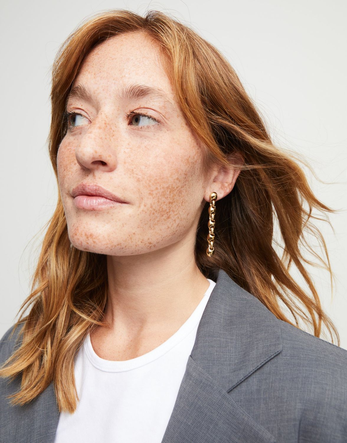 Ser intrépida Long 18k Gold-Plated Earrings w/Bead Shaped Links