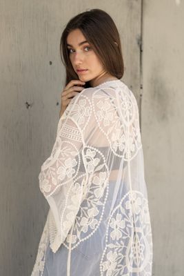 Ivory Contrast Lace Kimono