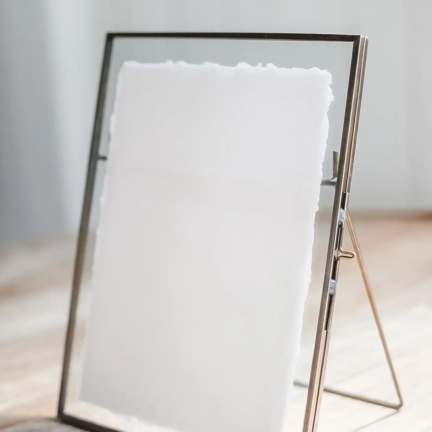5&quot;x7&quot; Vertical Gold Frame