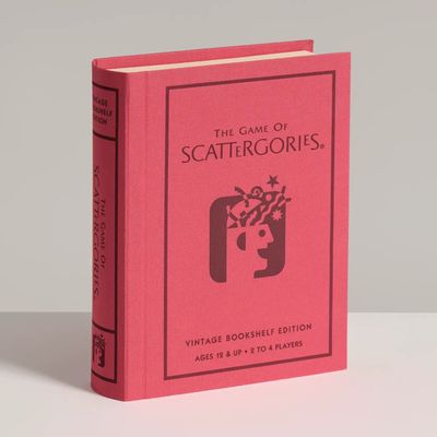 Scattergories Vintage Bookshelf Edition