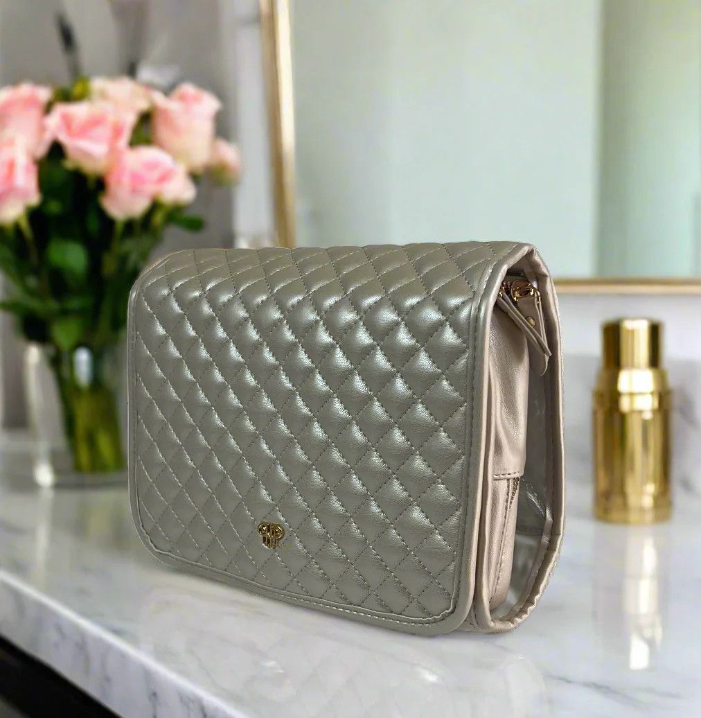 Classic Toiletry Case - Pearl Quilted