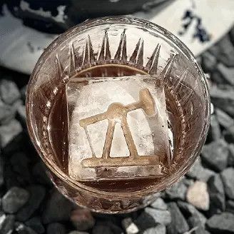 Wildcatter Custom Cocktail Ice Tray - Bundle