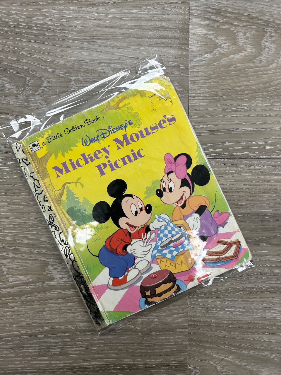 Walt Disney&#39;s Mickey Mouse&#39;s Picnic - Vintage Little Golden Book