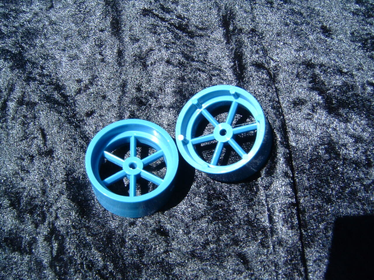 Wagon wheels for US Divers and Voit (NEW AND IMPROVED DESIGN)