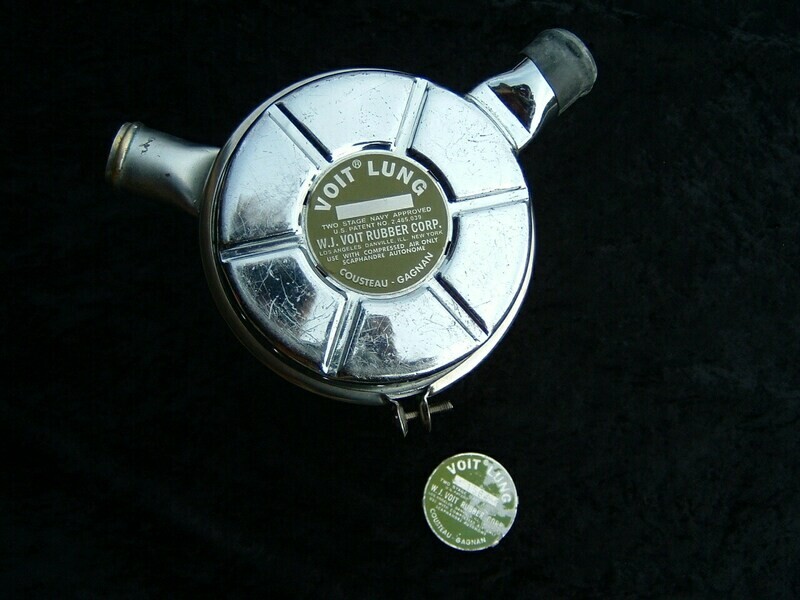 Voit Lung Two Stage Navy Approved regulator #714