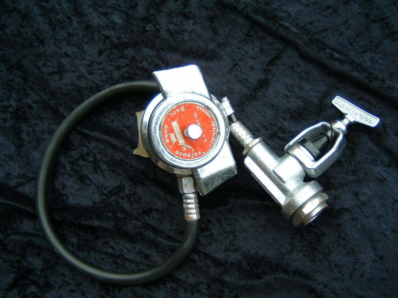 US Divers Calypso aqua lung regulator RED FACE #1418