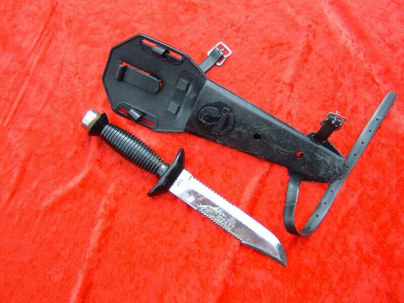 US DIVERS style knock off dive knife