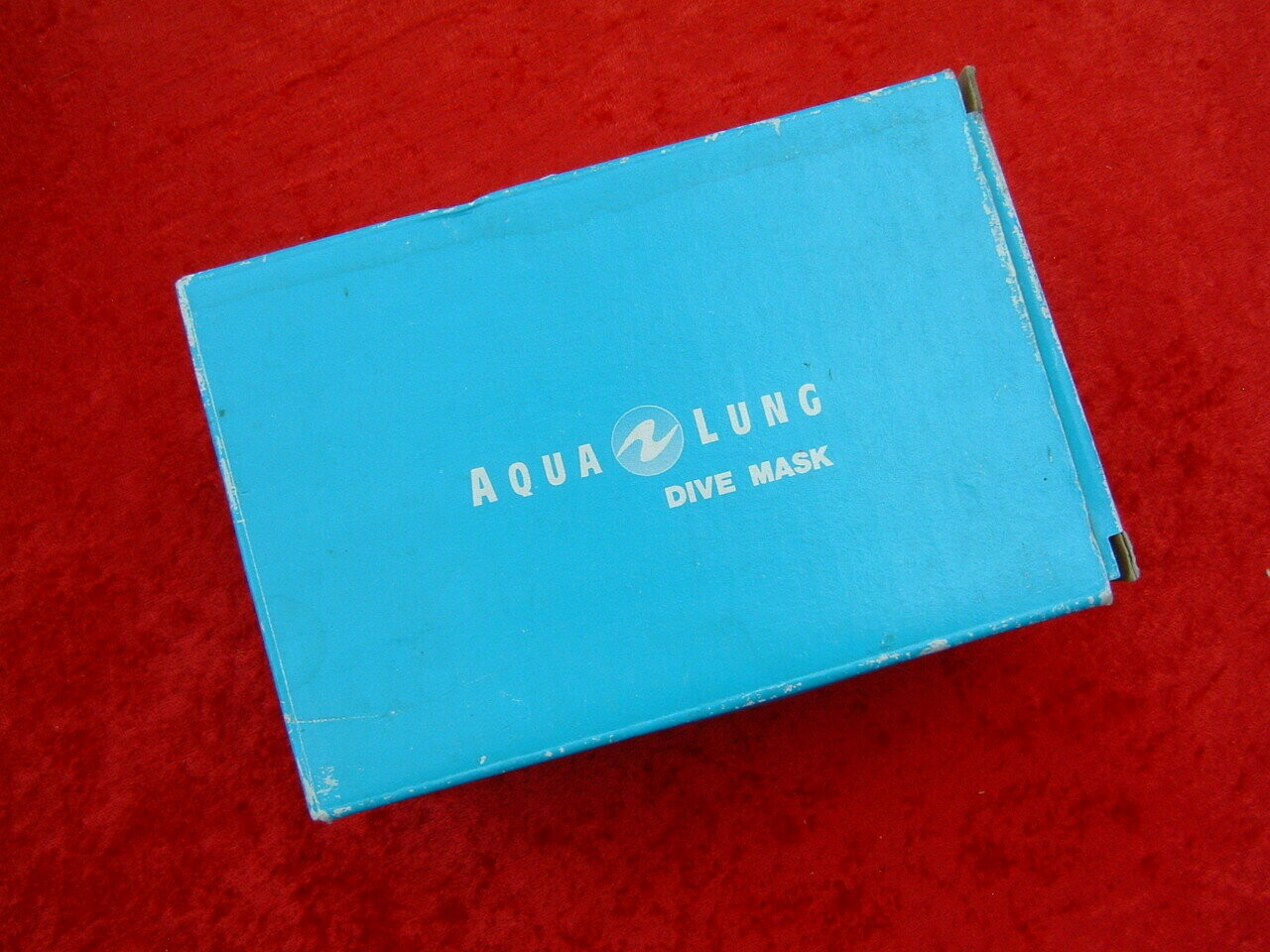 US Divers V mask NIB NOS