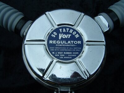 Voit 50 Fathom regulator Chrome model