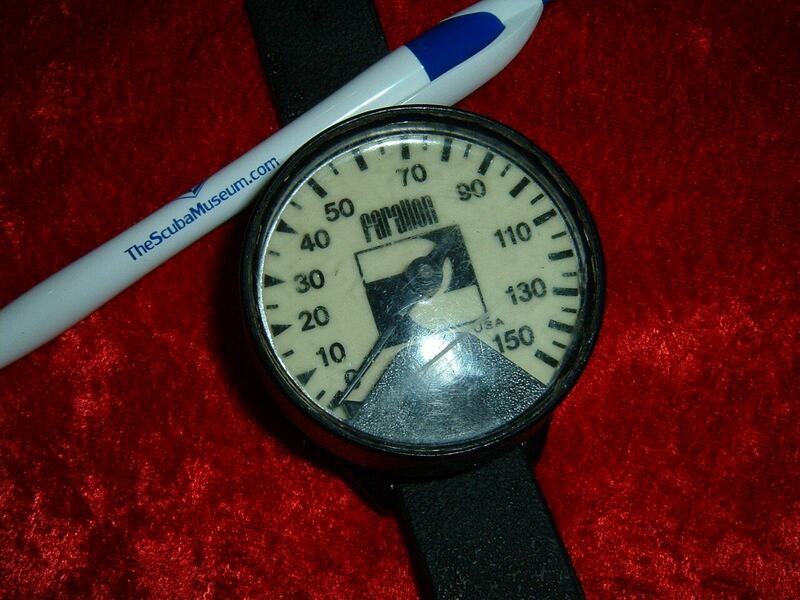 Farallon made in USA green depth gauge