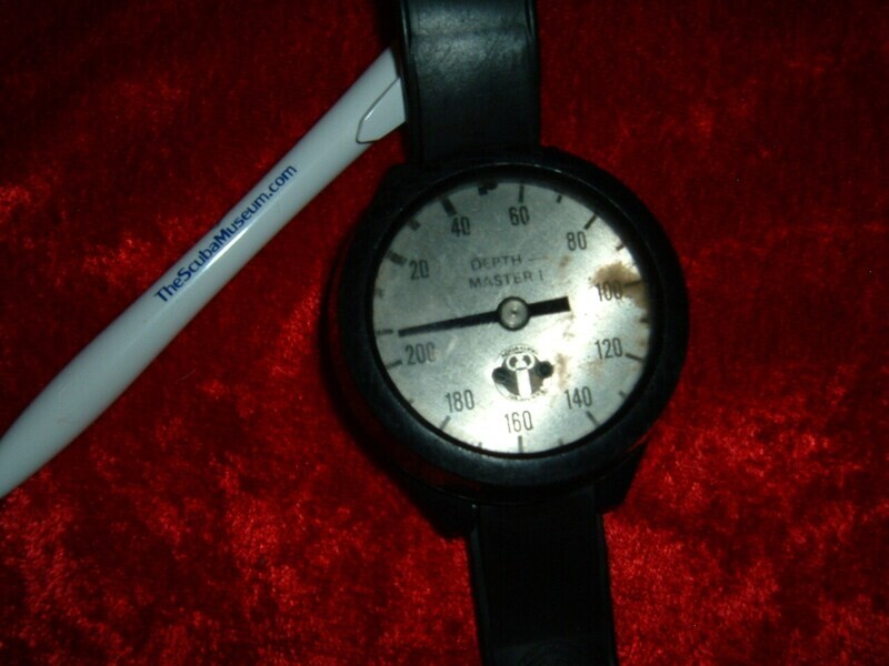 US Divers Depth Master I gauge