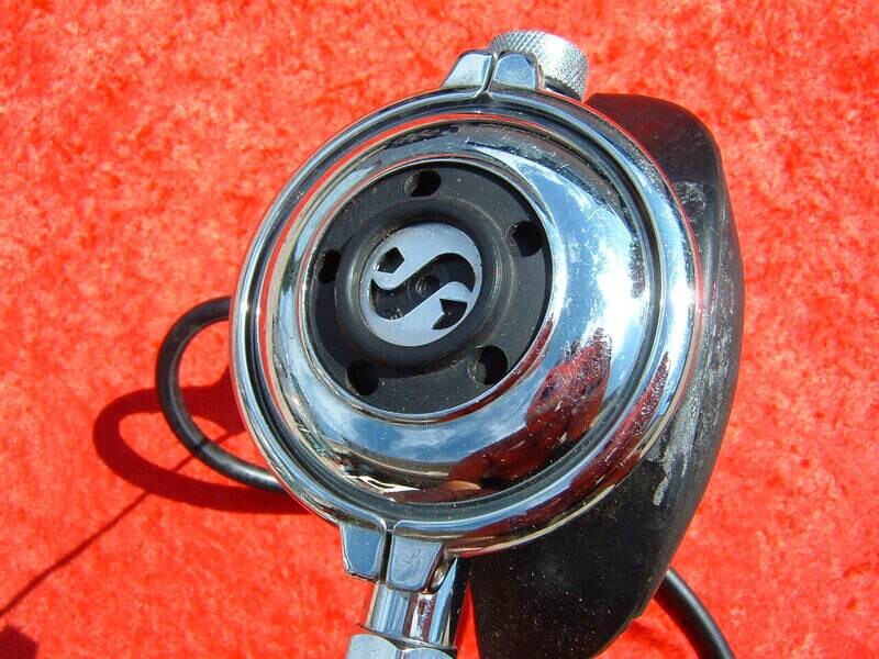 Scubapro Mk5 and 109 second with OUTSTANDING barn fresh chrome