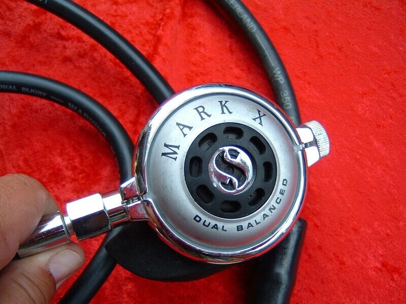 Scubapro MK X dual balanced only sold in Europe, VERY RARE satin finish