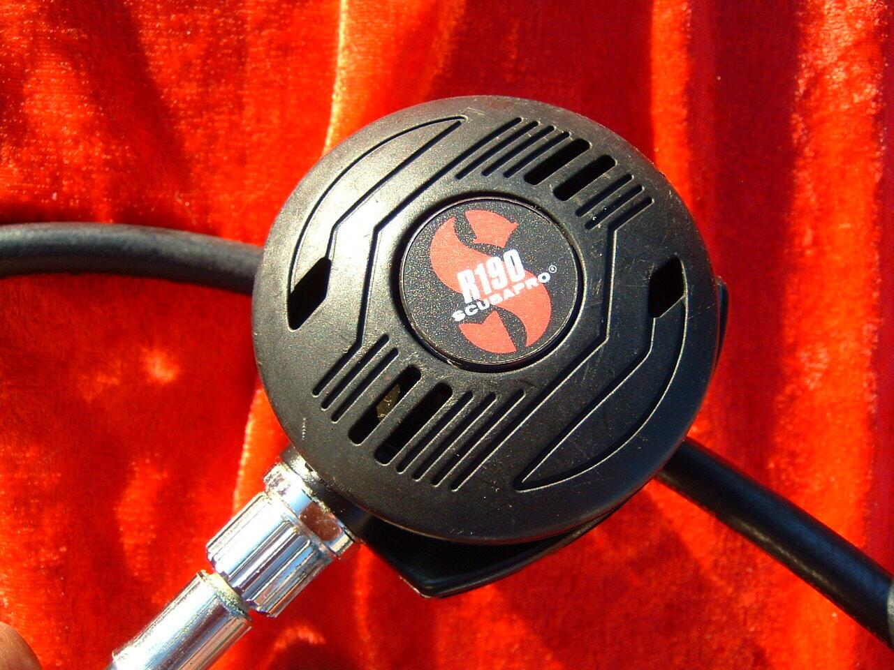 Scubapro R190 and Mk10 super cheap BARN FRESH