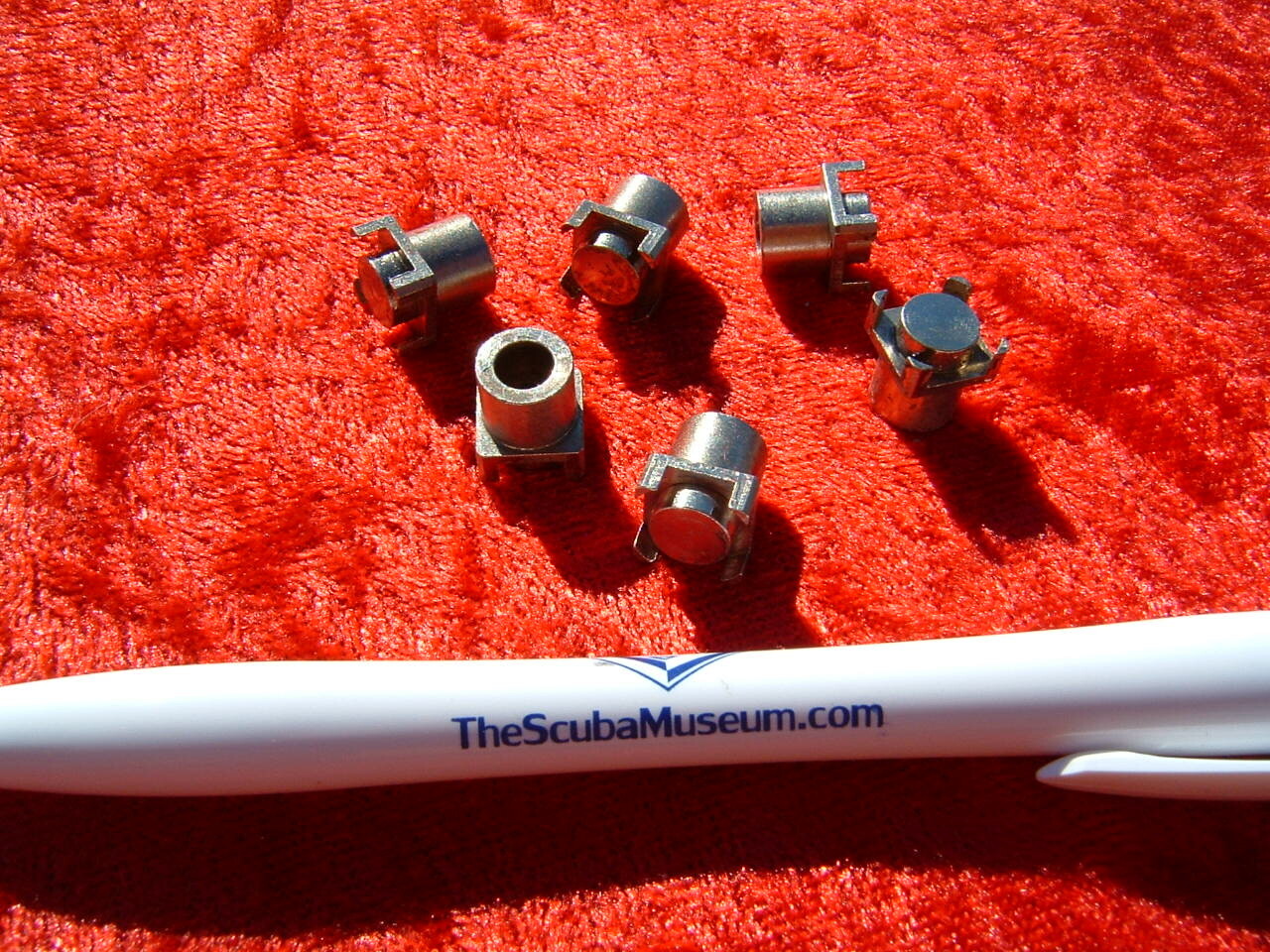 US Divers and more Crown / Spring Block  / Balance Chamber NEW PLATED