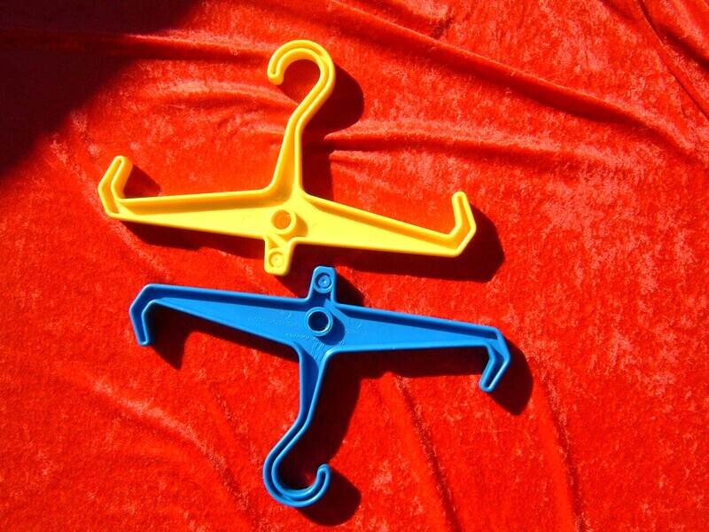 Underwater Kinetics BCD hanger USED