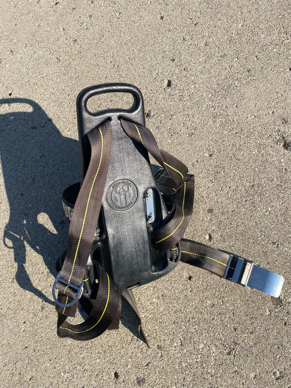 US Divers backpack bands for various sized tanks used barn fresh