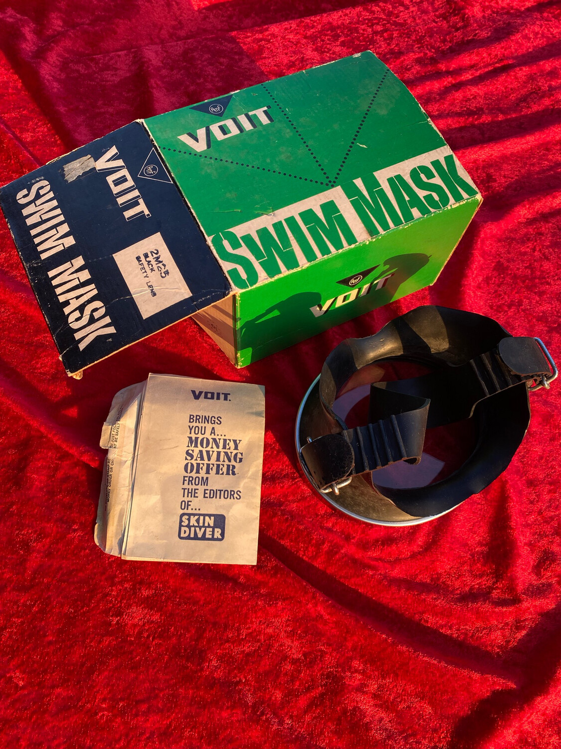 Voit Swimaster B4 style mask Spearfisherman w BOX!!!