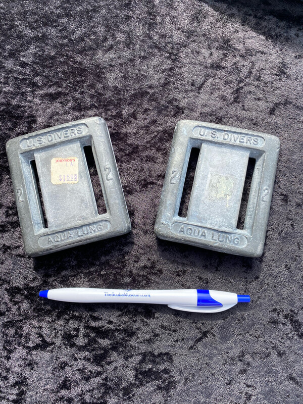 US Divers 2 pound weights (2 weights) 4 pounds!!! NWT new with price tag NOS