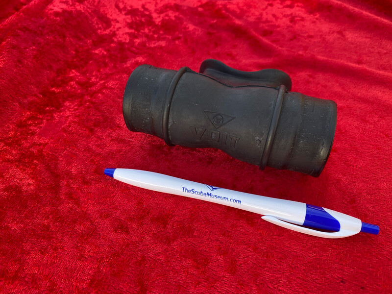 VOIT used OEM hourglass mouthpiece.