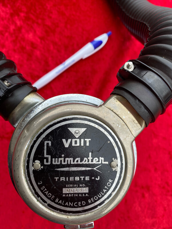 Voit Swimaster Trieste regulator #00183 HP port J model RARE metal knob and LOW serial number