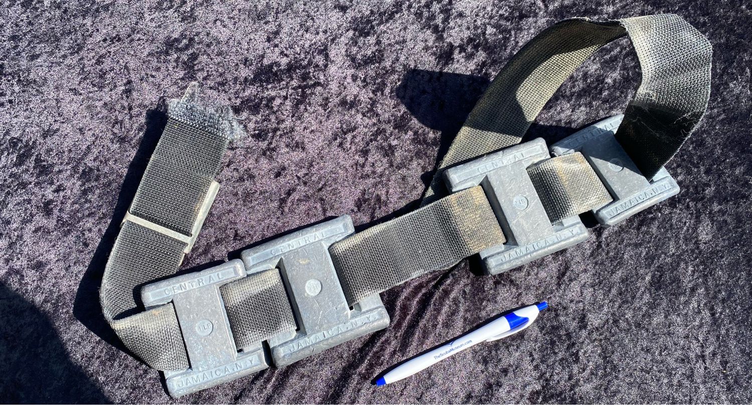 Jamaica New York Cental Divers weights with one 2 inch belt 8 lbs total.