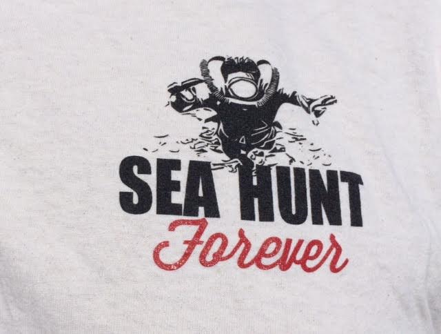 Sea Hunt Forever T Shirt SIZE MEDIUM