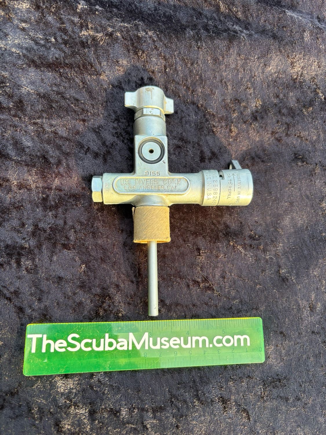 US Divers J valve 1/2 inch pipe thread 1956 NOS!