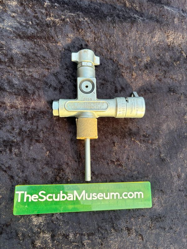 US Divers J valve 1/2 inch pipe thread 1956 NOS!