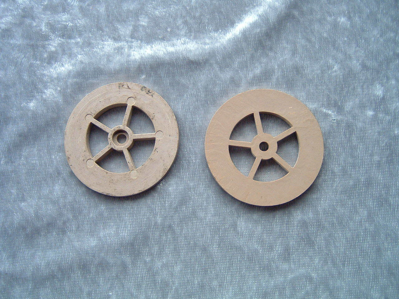 Hope Page wagon wheel (one used)