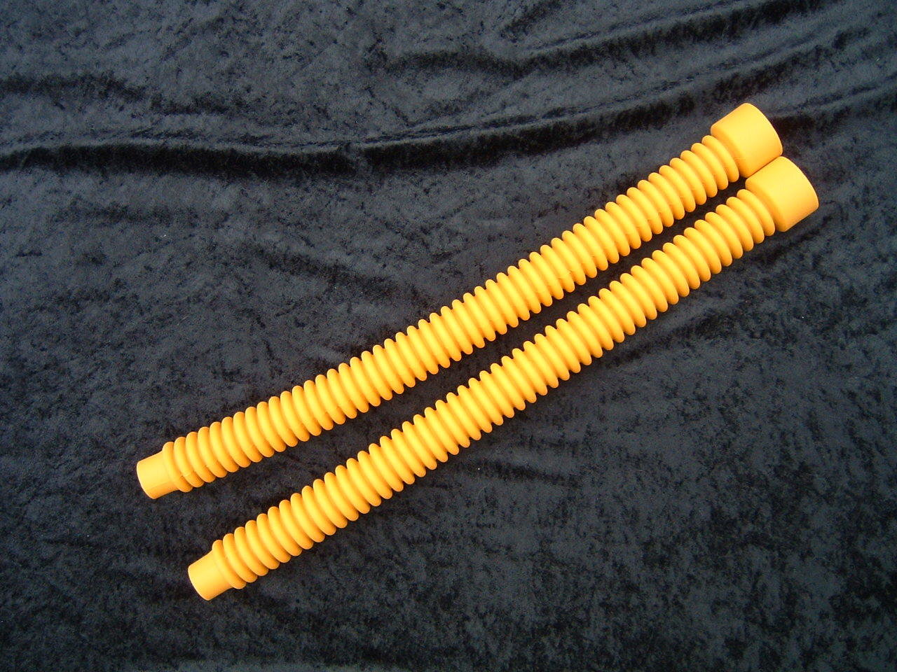 Yellow Silicone hoses (2 hoses)