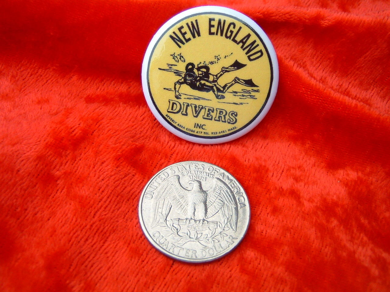 New England Divers 1.25 inch pin button