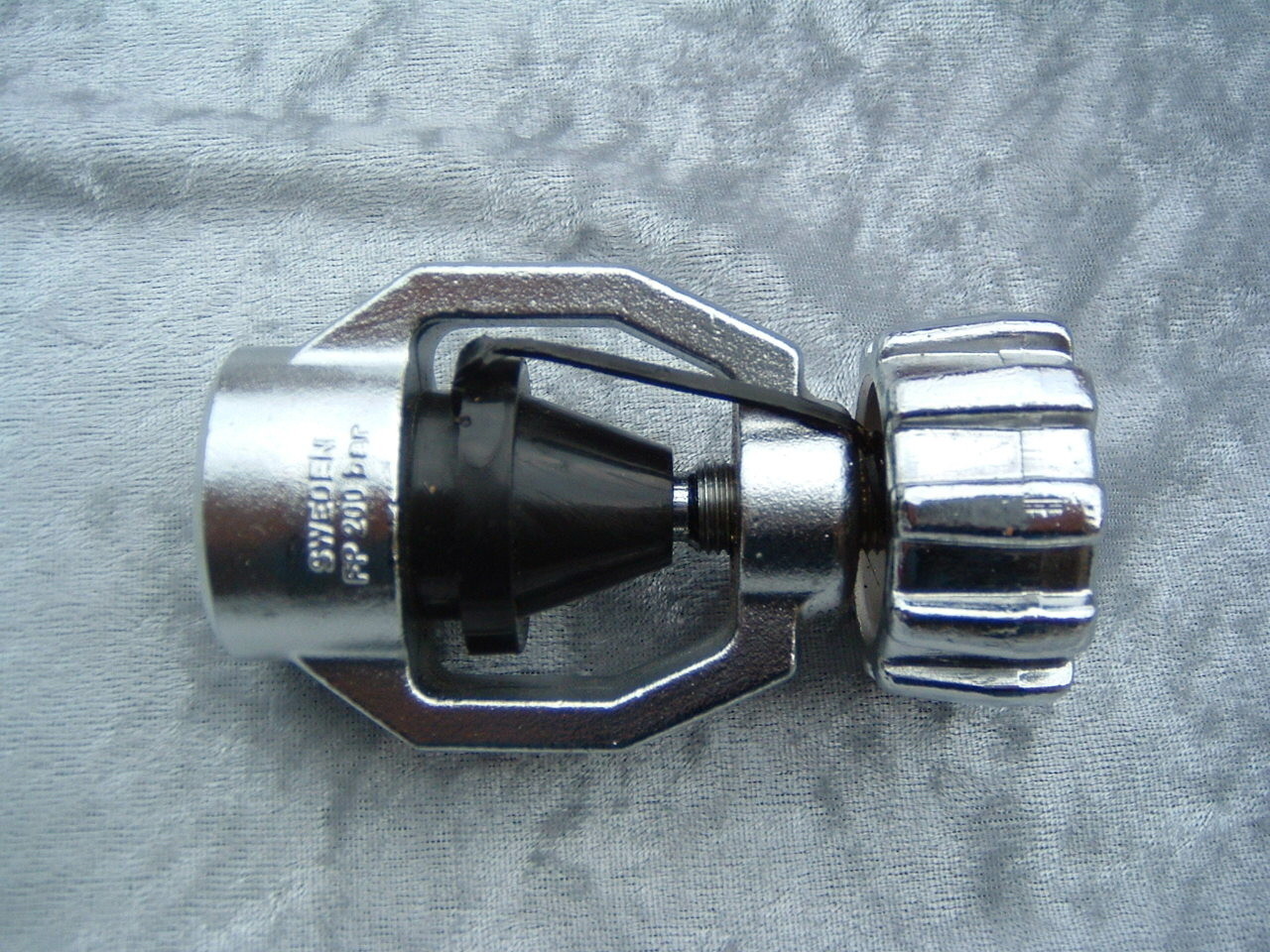 Poseidon Din to yoke converter, used