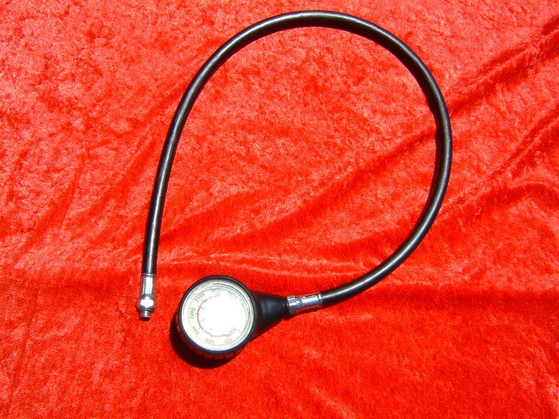 Dacor SPG pressure gauge with 3/8 thread USED