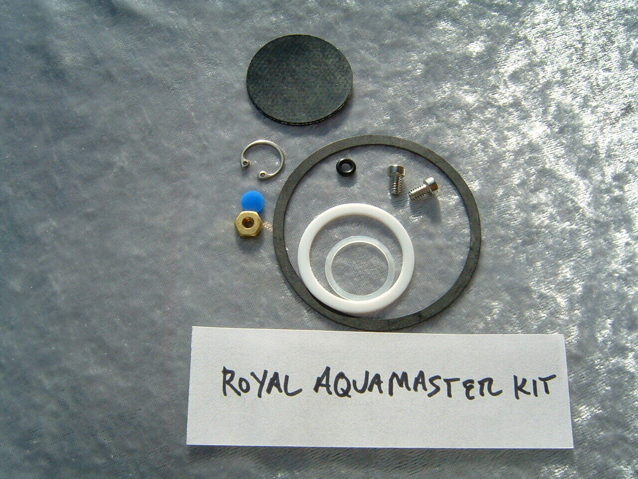 Royal Aquamaster two stage service kit (9 parts) Royal Aquamaster two stage service kit (9 parts)