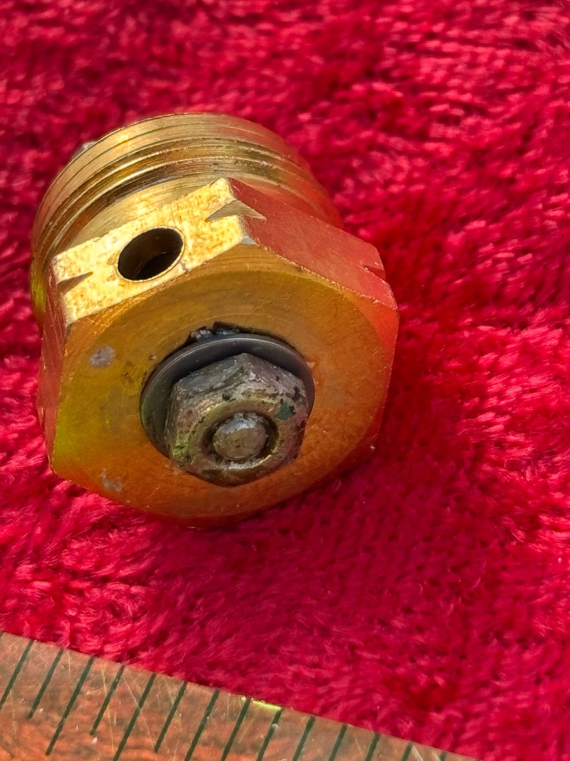 US Divers Voit seat holder 1010-04, Used NON MAGNETIC gold USED