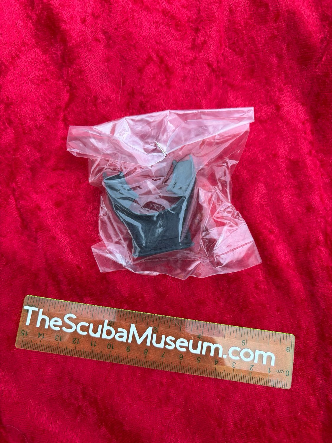 Standard bite silicone mouthpiece