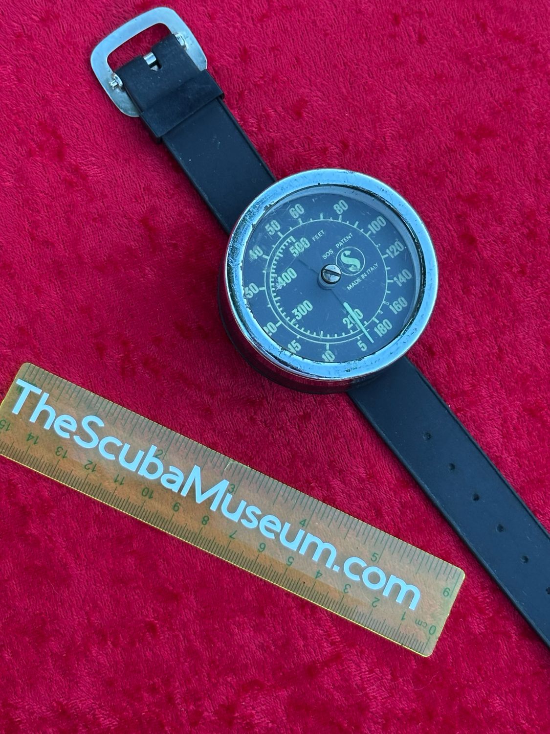SOS Scubapro made in Italy 500 foot depth gauge!!! SOS Scubapro made in Italy 500 foot depth gauge!!!