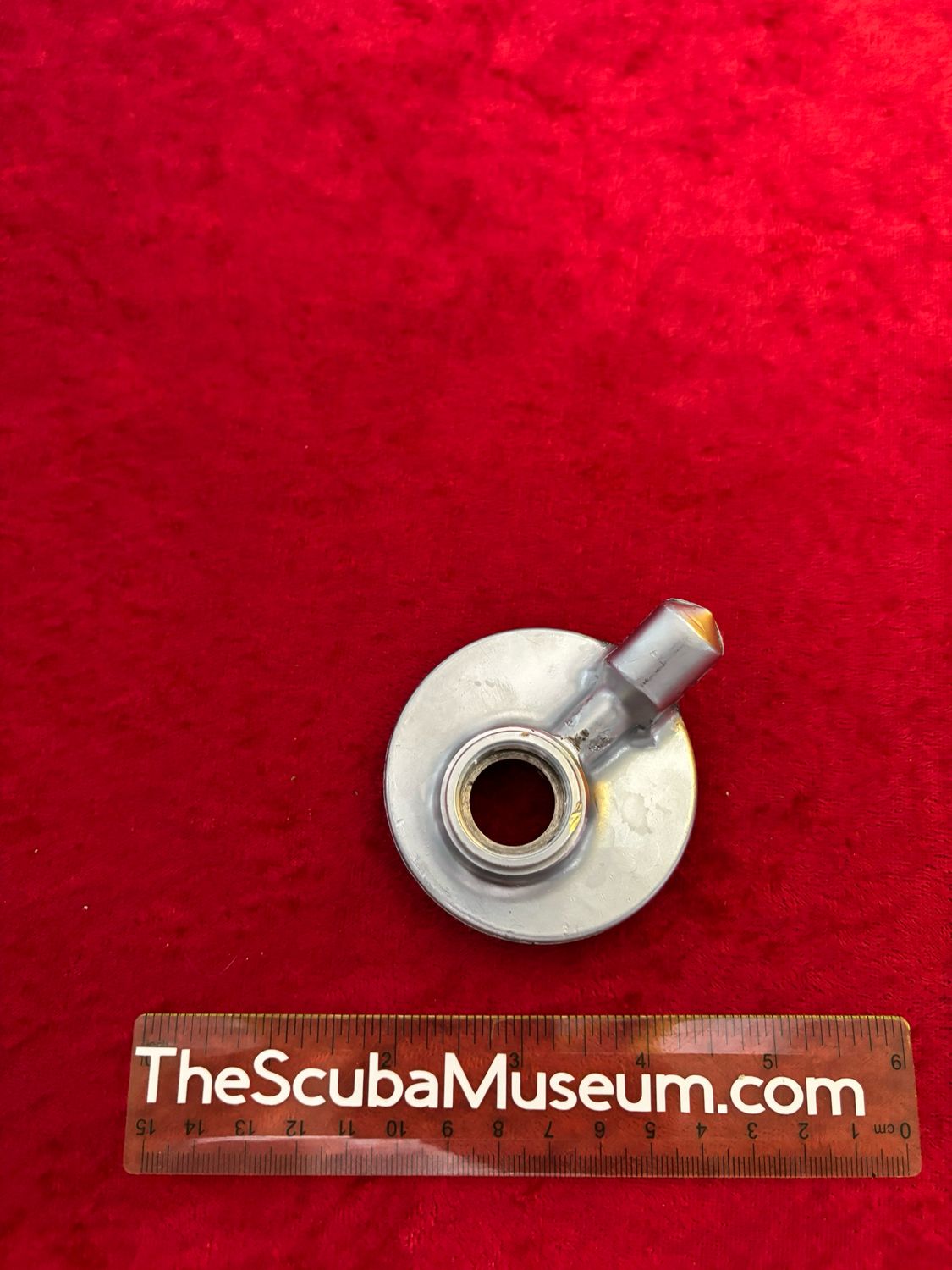 US Divers Aquamaster satin chrome stubbed hookah port body. USED US Divers Aquamaster satin chrome stubbed hookah port body. USED