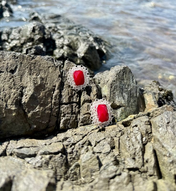 Pendiente rectangular con piedra Ágata