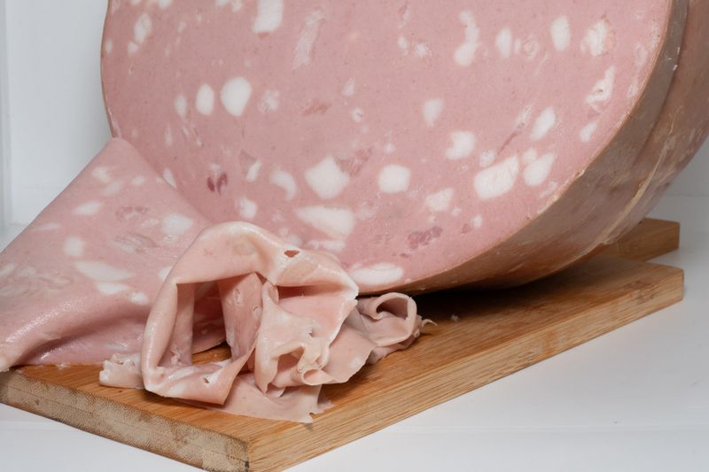 MORTADELA BOLOGNA