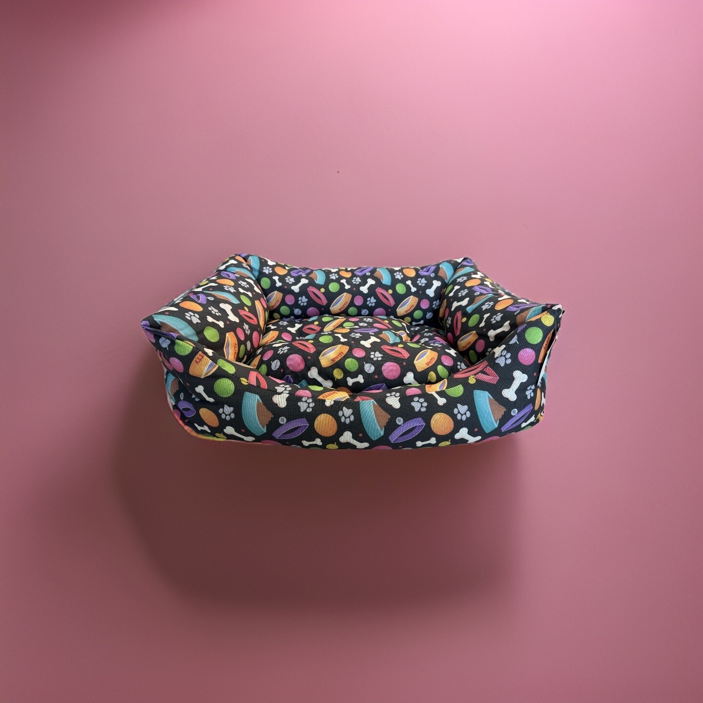 LEOPET CUCCIA RETTANGOLARE RODY OXFORD PER CANE IMBOTTITA FANTASIA MIX BOWLS 60X70 CM