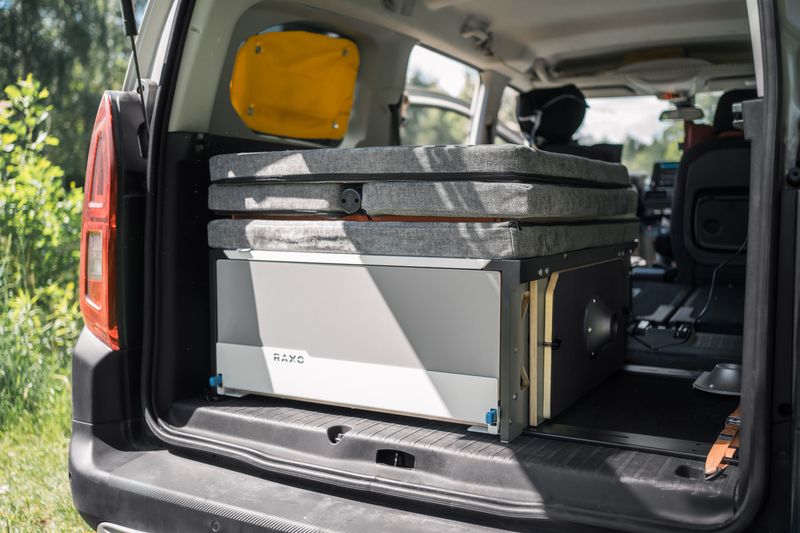 BEEVAK CAMPINGBOX