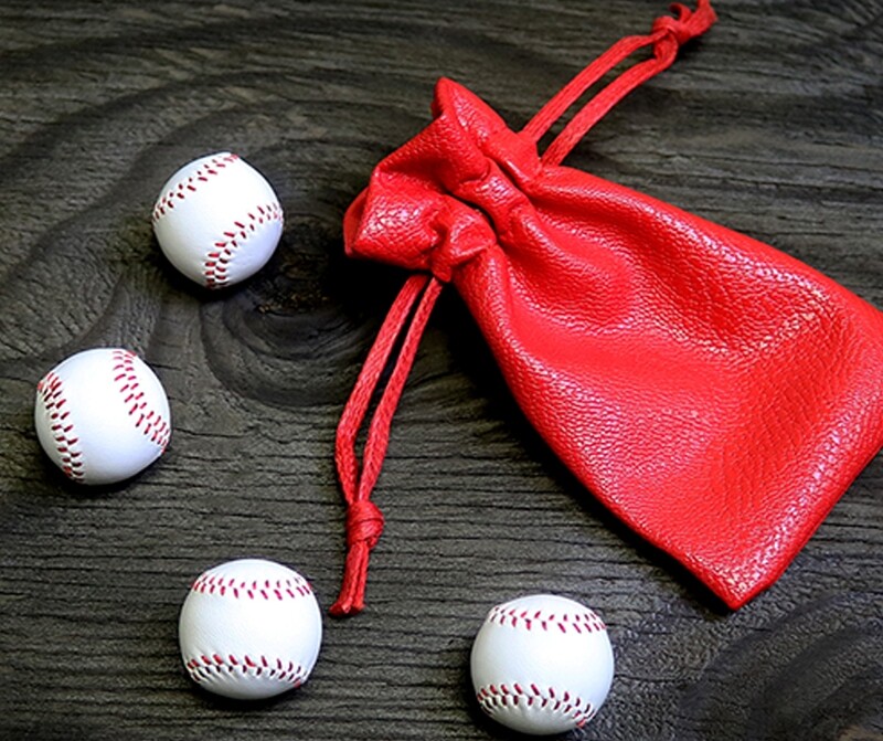Steel in Base balls set of 4 Steel in Base balls set of 4