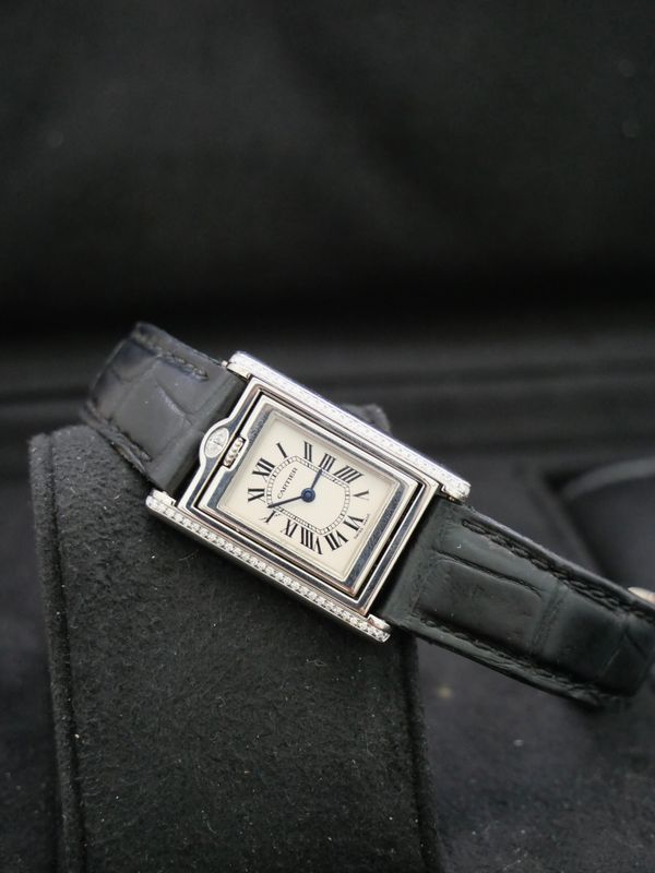​Cartier Basculante