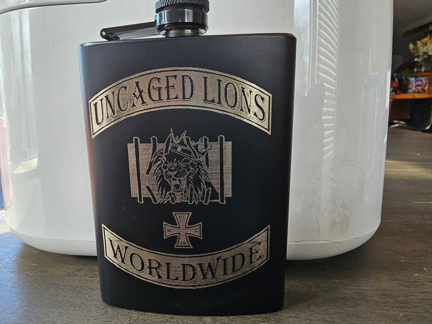 CUSTOM ENGRAVED 8 OZ FLASK