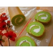 Pandan Swiss Roll 斑斓瑞士卷 （长条）